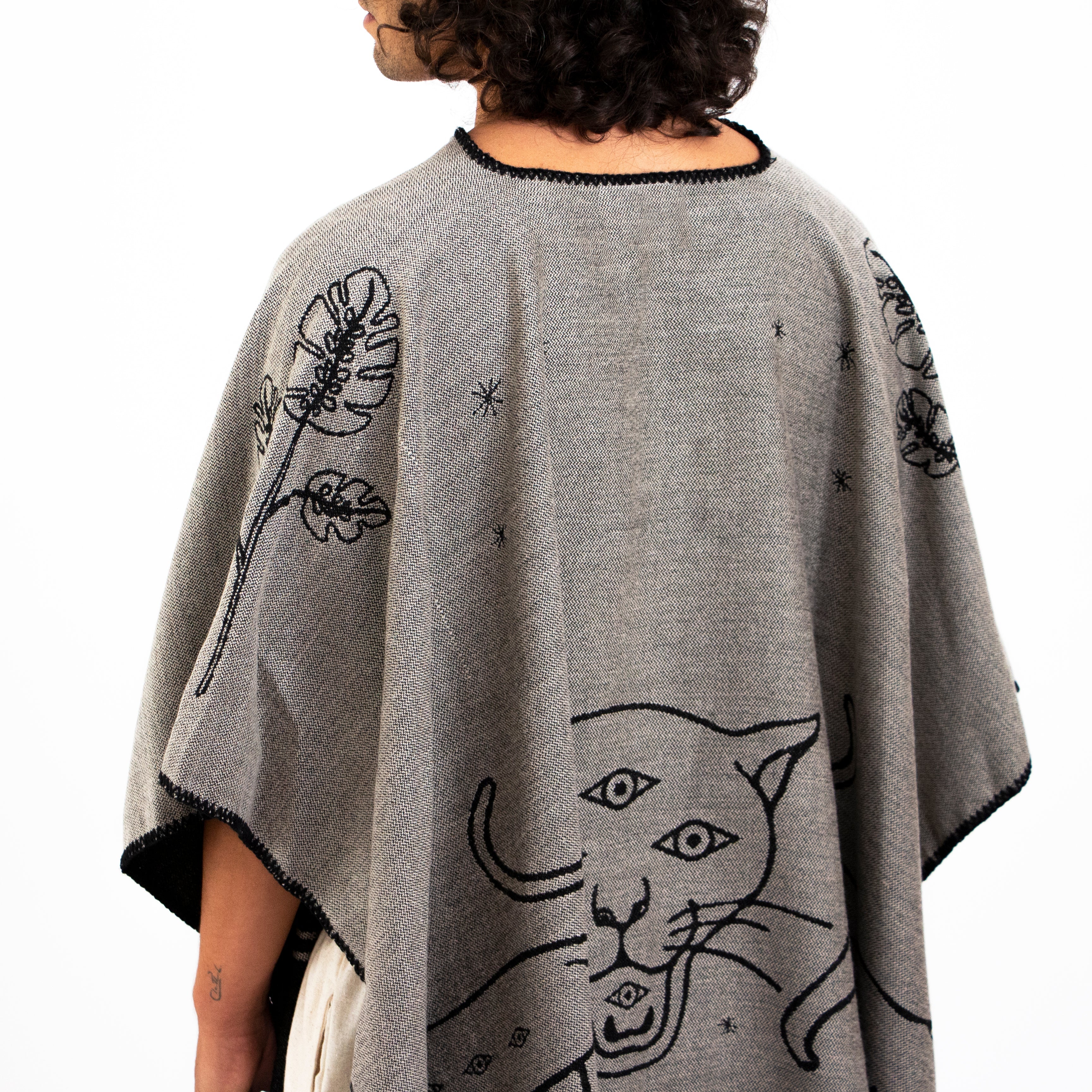 PONCHO VALLADOLID GRAY