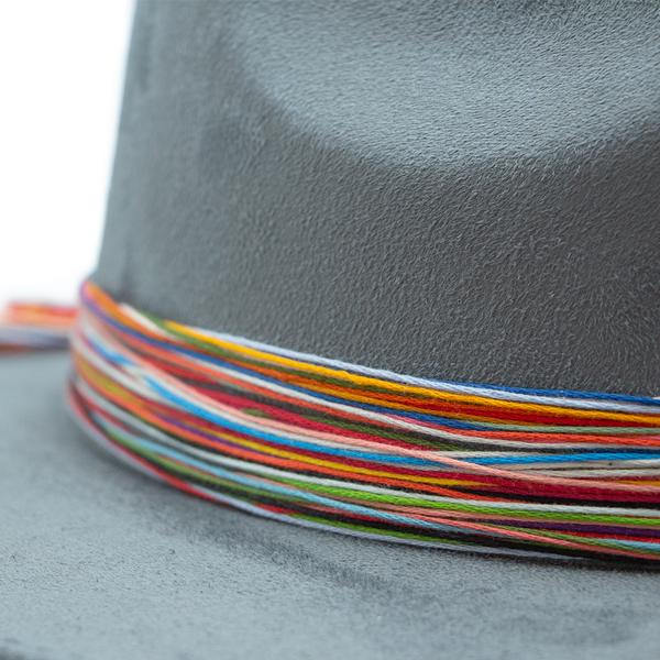 Tuluminati Hats | CHÉEL | Sombrero Hecho A Mano Gamuza Color Negro Gris Camello Detalles Bordados Tiras Rusticas Aplicacion Turquesas Redondas Unisex Hombre Mujer Tulum Mexico Playa Pueblo Magico Moda Elegante Verano Fiesta Diseñador Cowboy Estilo Unico Edicion Limitada Outfit Artesanal Mexicana Bohemio Alta Calidad.