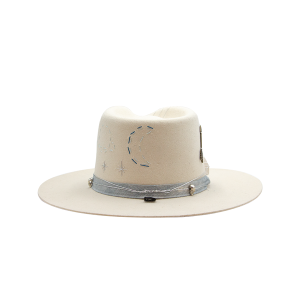 NAKAWE “DUEÑA DE ESTRELLAS”