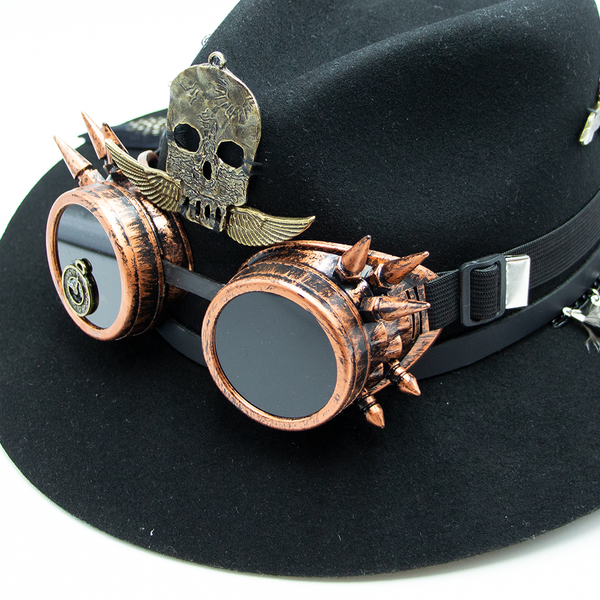 Tuluminati Hats | BURNING MAN | Sombrero Hecho A Mano Lana Googles Plumas Faisan Avestruz Aplicacion Buhos Color Oro Plata Pines Cadena Detalles Bordados Gamuza Unisex Hombre Mujer Tulum Mexico Playa Pueblo Magico Moda Elegante Verano Fiesta Diseñador Cowboy Estilo Unico Edicion Limitada Outfit Artesanal Mexicana Bohemio Alta Calidad.