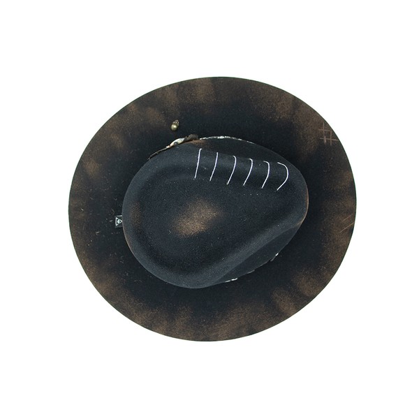 Tuluminati Hats | AKUMAL II | Sombrero Hecho A Mano Lana Plana Detalles Bordados Metalicos Gamuza Unisex Hombre Mujer Tulum Mexico Playa Pueblo Magico Moda Elegante Verano Fiesta Diseñador Cowboy Estilo Unico Edicion Limitada Artesanal Mexicana.