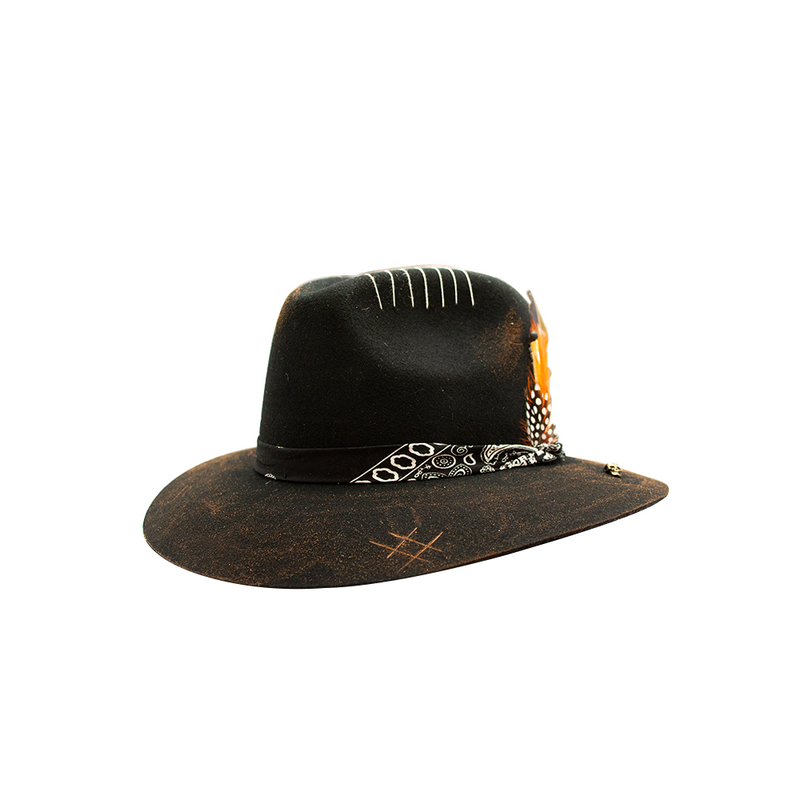 Tuluminati Hats | AKUMAL | Sombrero Hecho A Mano Lana Paliacate Cafe Frase Escrita Plumas Gallo Pava Coquen Detalles Bordados Unisex Hombre Mujer Tulum Mexico Playa Pueblo Magico Moda Elegante Verano Fiesta Diseñador Cowboy Estilo Unico Edicion Limitada Artesanal Mexicana.