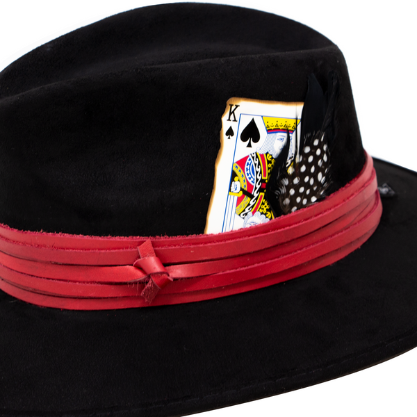 Tuluminati Hats | ATZIN | Sombrero Hecho A Mano Gamuza Detalles Bordados Tiras Piel Roja Naipe Quemado Pluma Gallina Guinea Unisex Hombre Mujer Tulum Mexico Playa Pueblo Magico Moda Elegante Verano Fiesta Diseñador Cowboy Estilo Unico Edicion Limitada Artesanal Mexicana.
