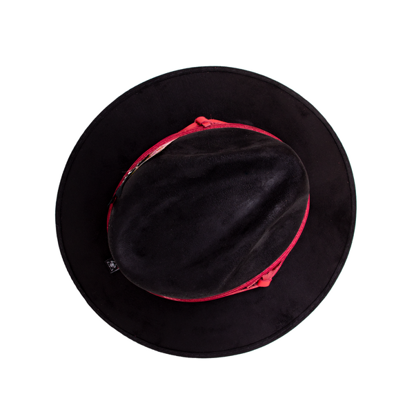 Tuluminati Hats | ATZIN | Sombrero Hecho A Mano Gamuza Detalles Bordados Tiras Piel Roja Naipe Quemado Pluma Gallina Guinea Unisex Hombre Mujer Tulum Mexico Playa Pueblo Magico Moda Elegante Verano Fiesta Diseñador Cowboy Estilo Unico Edicion Limitada Artesanal Mexicana.