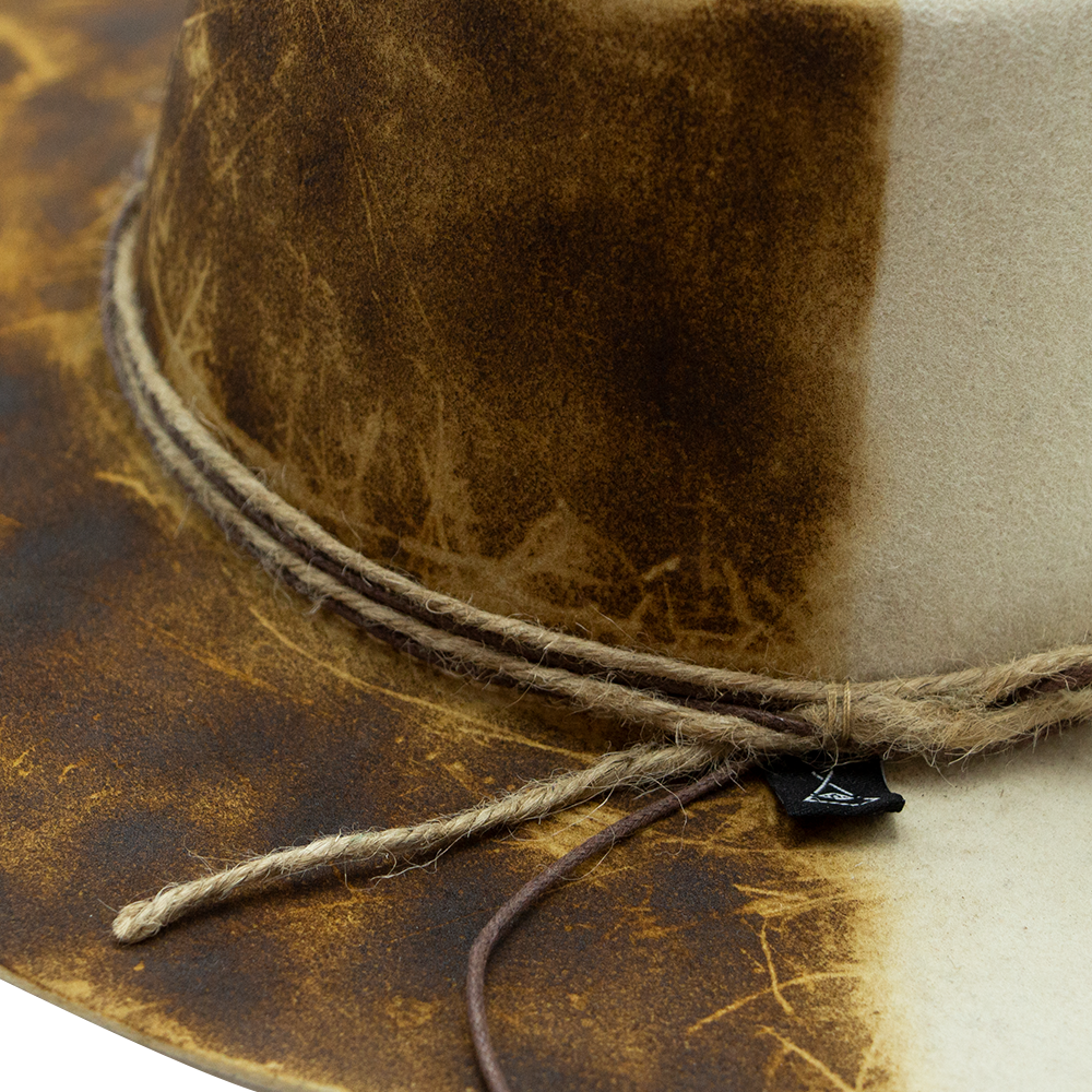 Tuluminati Hats | BALAM | Sombrero Artesanal Unico Hecho A Mano Lana Plana Quemada Detalles Hilo Encerado Yute Bordados Unisex Hombre Mujer Tulum Mexico Playa Pueblo Magico Moda Elegante Verano Fiesta Diseñador Cowboy Estilo Unico Edicion Limitada Artesanal Mexicana.
