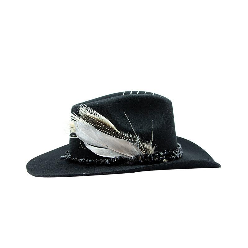 Tuluminati Hats | AMANKAYA I | Sombrero Hecho A Mano Lana Plana Detalles Bordados Metalicos Gamuza Unisex Hombre Mujer Tulum Mexico Playa Pueblo Magico Moda Elegante Verano Fiesta Diseñador Cowboy Estilo Unico Edicion Limitada Artesanal Mexicana.
