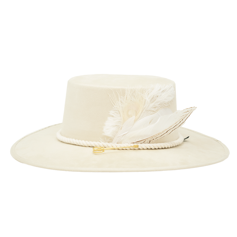  Tuluminati Hats | CHIKIN II | Sombrero Hecho A Mano Lana Blanco con Cuerda Algodon Toques Bordados Plumas Blancas Pavo Real Avestruz Ganso Faisan Plateado Pin Dorado Detalles Bordados Chaquira Huichol Unisex Hombre Mujer Tulum Mexico Playa Pueblo Magico Moda Elegante Verano Fiesta Diseñador Cowboy Estilo Unico Edicion Limitada Outfit Artesanal Mexicana Bohemio Alta Calidad.
