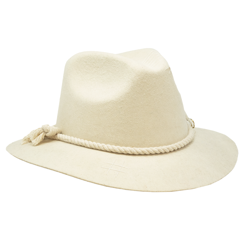 Tuluminati Hats | CHIKIN | Sombrero Hecho A Mano Lana Blanco con Cuerda Algodon Toques Bordados Plumas Blancas Pavo Real Avestruz Ganso Faisan Plateado Pin Dorado Detalles Bordados Chaquira Huichol Unisex Hombre Mujer Tulum Mexico Playa Pueblo Magico Moda Elegante Verano Fiesta Diseñador Cowboy Estilo Unico Edicion Limitada Outfit Artesanal Mexicana Bohemio Alta Calidad.